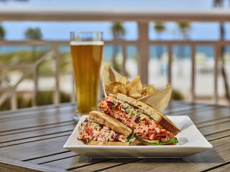 Hyatt-Regency-Clearwater-Beach-Resort-and-Spa-Lobster-Club-Beer